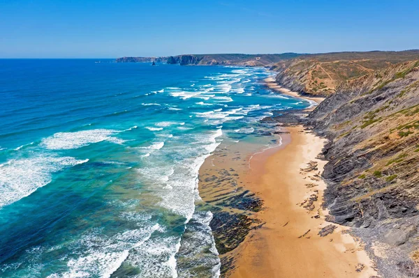 Antena z Praia Vale Figueiras na zachodnim wybrzeżu Portugalii — Zdjęcie stockowe