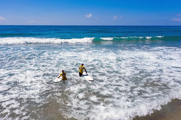 Vale Figueiras, Portugal - 14 de junho de 2019: Aerial from surfers ge — Fotografia de Stock