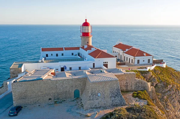 Deniz feneri Cabo Vicente Sagres Portekiz gelen hava — Stok fotoğraf