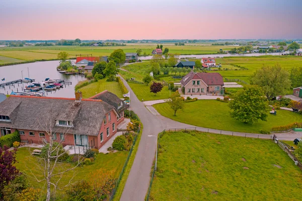 Antenne van het dorp Zevenhuizen op het platteland van de — Stockfoto