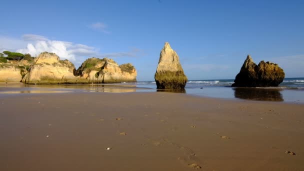 Praia Tres Irmaos Při Západu Slunce Portugalsku — Stock video