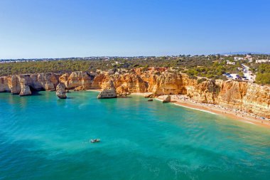 Praia da Marinha Algarve Portekiz gelen hava