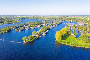 Hollanda 'daki Vinkeveense Plassen' den hava manzarası