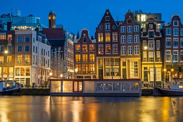 Amsterdam Hus Och Hus Båtar Längs Amstel Amsterdam Nederländerna Vid — Stockfoto