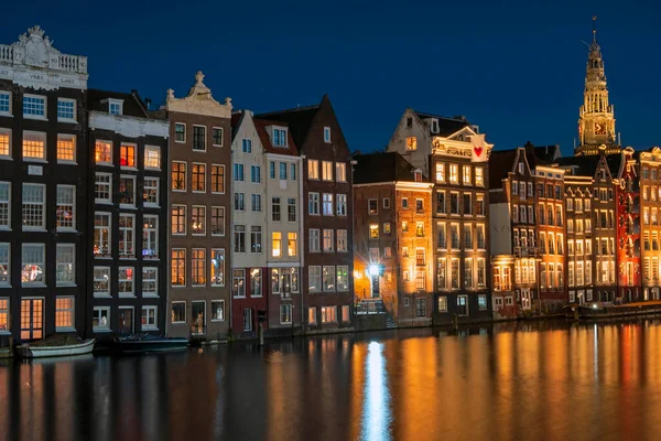 Amsterdam Case Lungo Damrak Nei Paesi Bassi Notte — Foto Stock