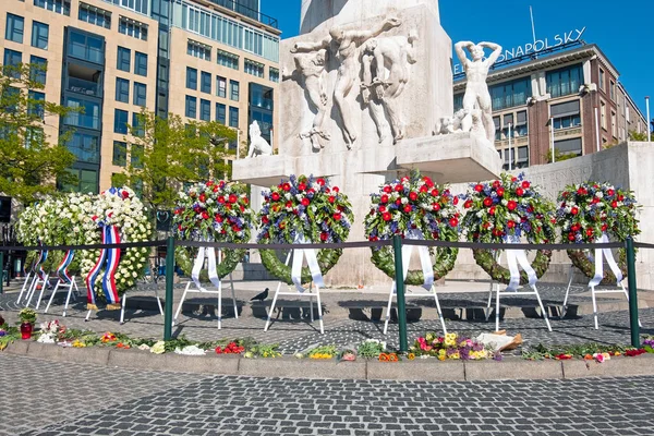 Amsterdam Netherlands May 2020 Wreaths National Monument Occasion Remembrance Worldwar — Stock Photo, Image