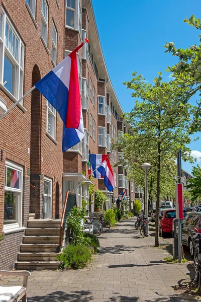 Hollanda Amsterdam Daki Evlerde Kraliyet Bayramı Bayrağı — Stok fotoğraf