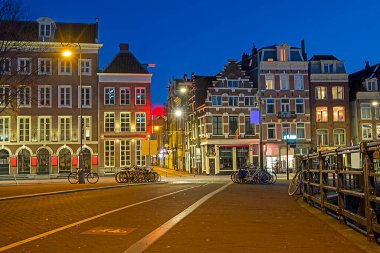 Hollanda, Amsterdam 'dan Munt kulesiyle şehir manzarası