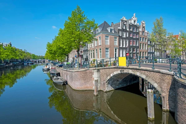 来自荷兰阿姆斯特丹的城市风景 在Keizersgracht — 图库照片