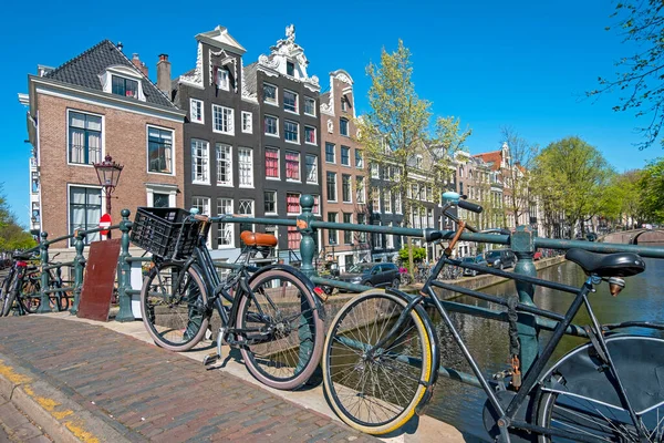 来自荷兰阿姆斯特丹的城市风景 在Keizersgracht — 图库照片