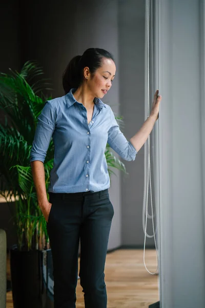 Confident Asian Businesswoman Smiling Standing Modern Office Green Plant — Stock Photo, Image