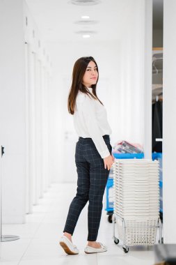 moda portre çekici genç Asyalı kadın poz