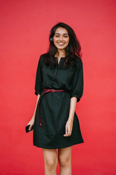 Young Attractive Beautiful Indian Asian Millennial Girl Dancing She Listens — Stock Photo, Image