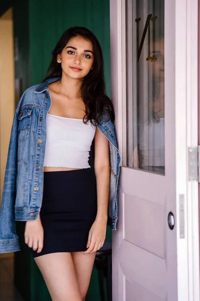 Young Elegant Indian Asian Woman City Day She Wearing Retro — Stock Photo, Image