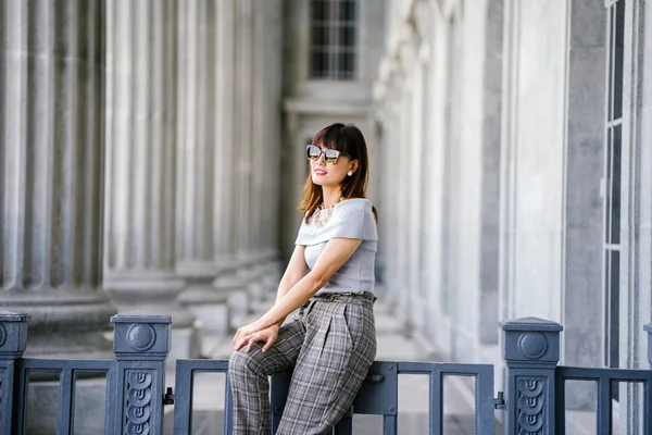 Mujer China Asiática Elegante Atractiva Ella Está Elegantemente Vestida Atractiva — Foto de Stock