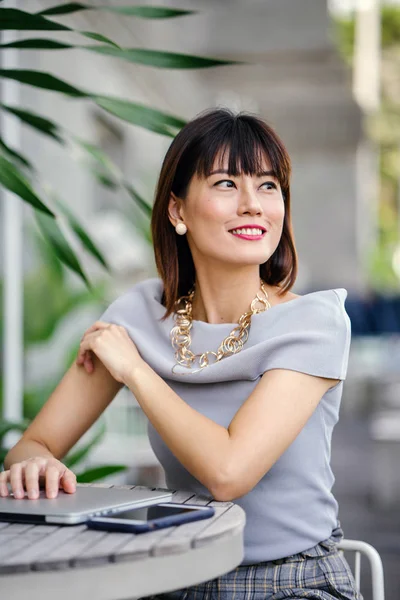 Portrait Confident Stylish Attractive Middle Aged Chinese Asian Woman Sitting — Stock Photo, Image