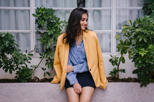 Mujer Asiática India Moda Elegante Joven Con Atuendo Retro Ella — Foto de Stock