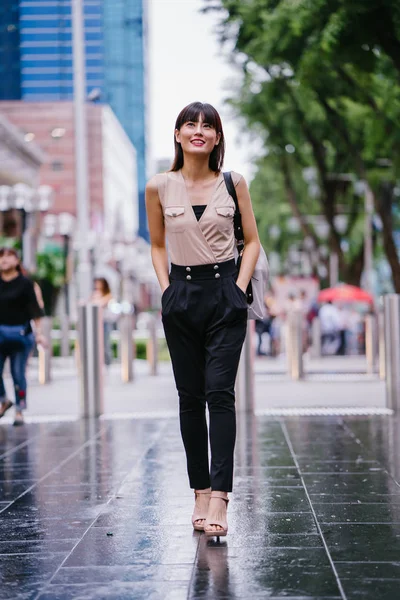 Joven Mujer Asiática China Pie Fuera Centro Comercial Asia Con — Foto de Stock