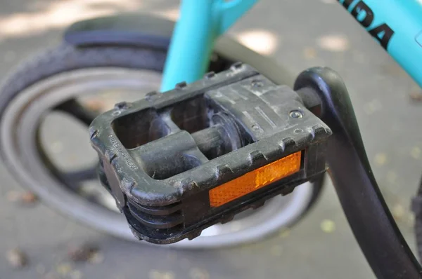 Strida katlanır bisiklet katlanabilir pedal.