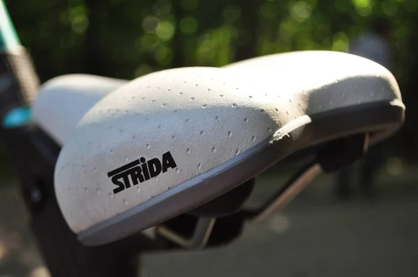 Strida katlanır bisiklet dümen.