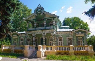 arved ahşap ev sahibi bir kereste fabrikası, bir müzede Penza, Rusya Federasyonu 
