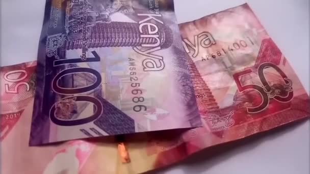 100 Kenyai Bankjegy Diavetítés Videoklip Pénzről Készpénz Pénznem Oldalnézetből Felfelé — Stock videók