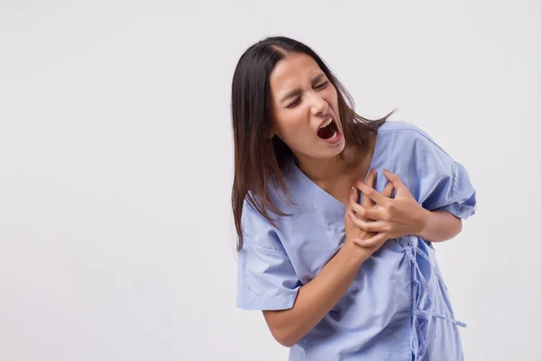 Asiatisk Kvinna Hjärtattack Beslag — Stockfoto