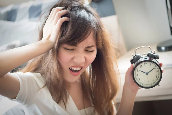 Unhappy Woman Trouble Late Time Portrait Upset Angry Unfortunate Frustrated — Stock Photo, Image