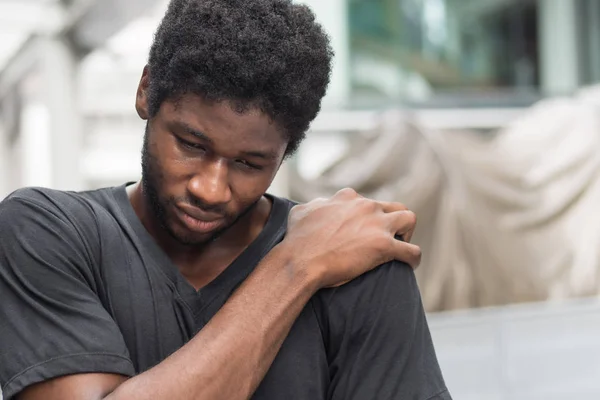 Homem Que Sofre Dor Pescoço Homem Africano Doente Com Dor — Fotografia de Stock