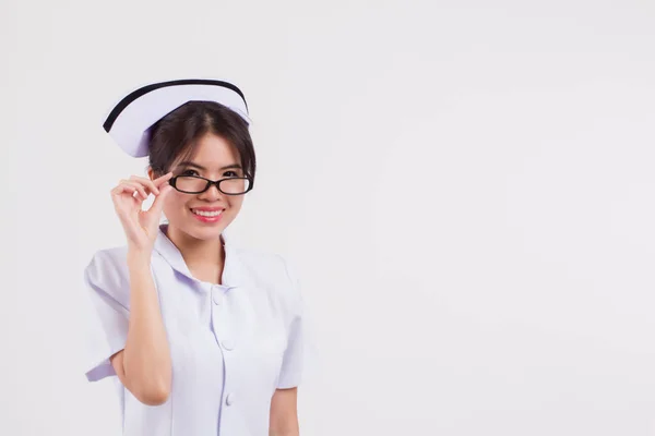 Confiada Feliz Sonriente Enfermera Asiática Estudio Aislado Retrato Enfermera Asiática — Foto de Stock