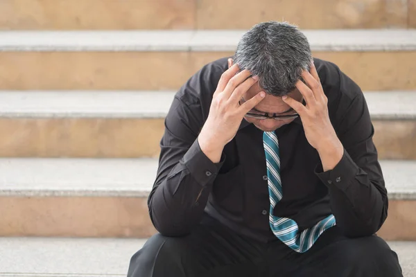 Desempleado Viejo Asiático Hombre Negocios Retrato Del Hombre Negocios Que — Foto de Stock