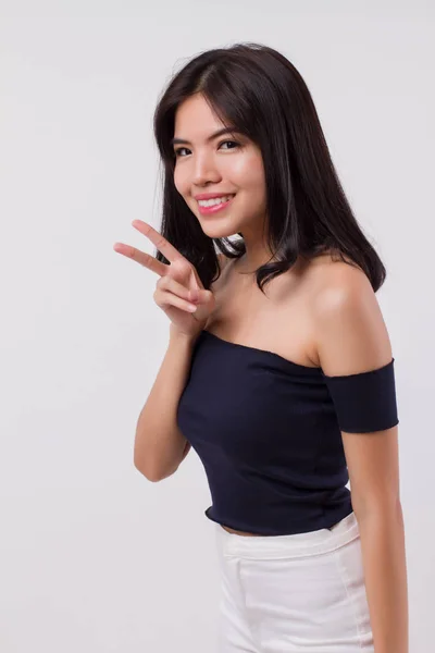 Happy Smiling Woman Showing Two Fingers Positive Optimistic Winning Woman — Stock Photo, Image