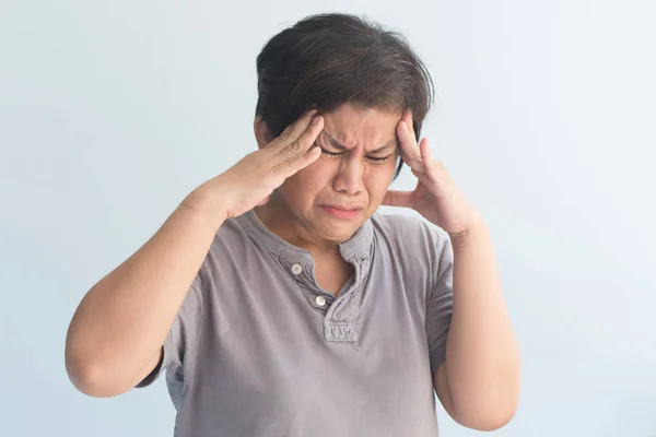 Hasta Asyalı Kıdemli Kadın Baş Ağrısı Muzdarip — Stok fotoğraf