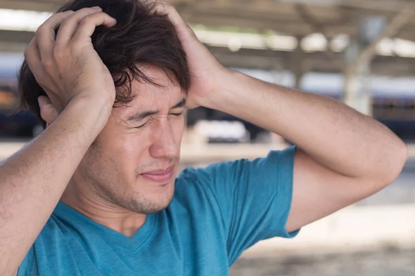 Hombre Enfermo Estresante Deprimido Que Sufre Dolor Cabeza —  Fotos de Stock