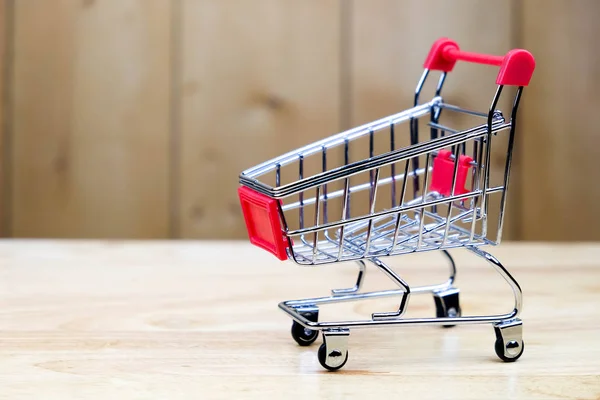 Mini Shopping Cart Älskare Eller Shopaholic Koncept — Stockfoto
