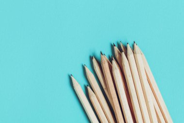 Tablo filtre etkisi retro vintage tarzı eğitim kalem kavramı