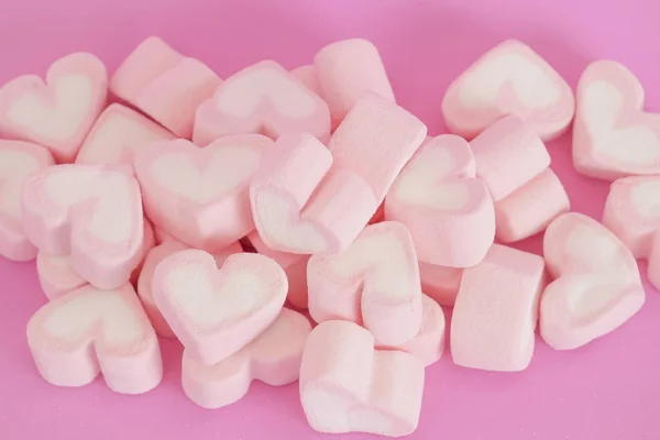 Rosa Ouvir Marshmallow Doces Corações Marshmallow Fundo Rosa Presente Dia — Fotografia de Stock