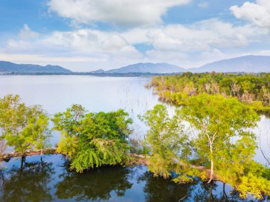 Kamera drone Bang Pra depo, Chonburi Eyaleti, Tayland üzerinden havadan görünümü