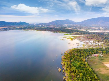 Kamera drone Bang Pra depo, Chonburi Eyaleti, Tayland üzerinden havadan görünümü
