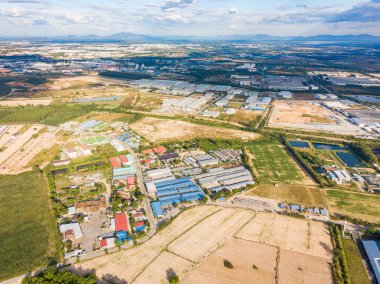 Kamera dron geliştirme ve fabrikalar ili Rayong, Tayland için alan üzerinden havadan görünümü