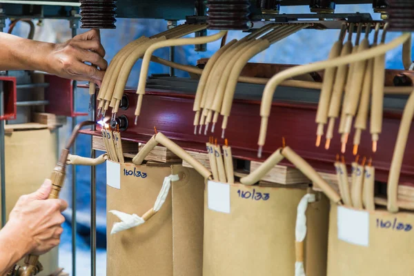 Three Phase Transformer Manufacturing While Tap Leads Being Connected High — Stock Photo, Image