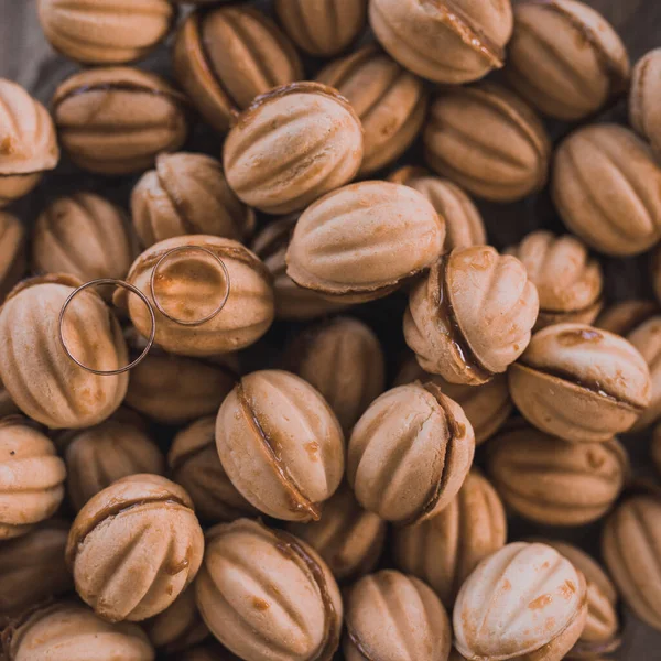 Tatlı hamur işleri. Yemek servisi. Düğün doğum günü kavramı