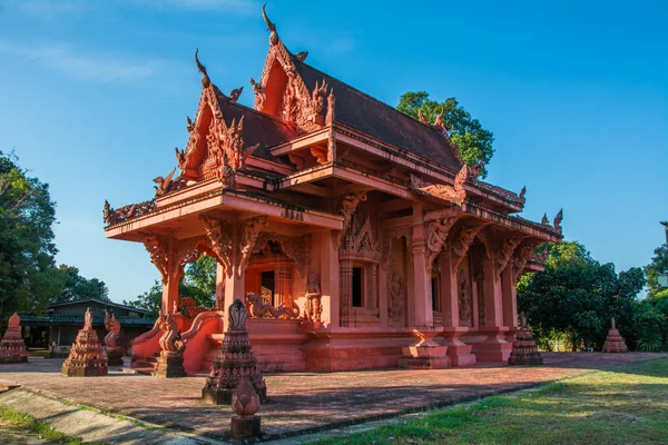 Templo Arcilla Roja Wat Sila Ngu Isla Koh Samui Tailandia — Foto de Stock