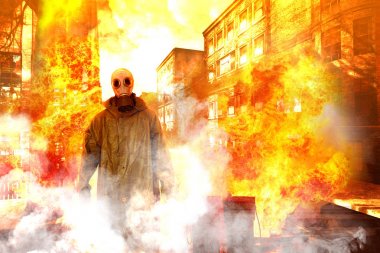 Şömine dumanla çevrili kimyasal koruma için gaz maskeli adam ve Ussr pelerin