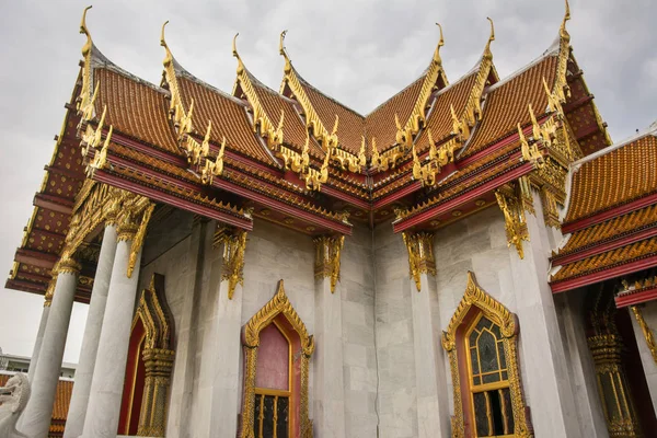 Templo Wat Benchamabophit en Bangkok, Tailandia — Foto de Stock