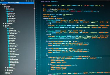 Php kod düzenleyicisinde sitenin geliştirilmesi