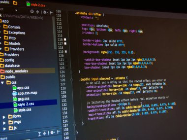 Koyu arka planda Css3 kodu