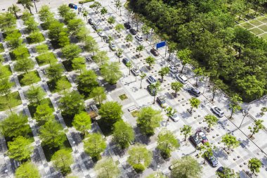 Rasyonel kentsel çevre hava görünümünü. Yeşil kamu Park tasarım ve bir sokak yol. Shenzhen, Çin.