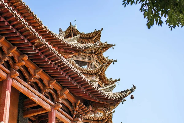 Деревянная Традиционная Китайская Пагода Крыше Солнечный День Старая Структура Крыши — стоковое фото