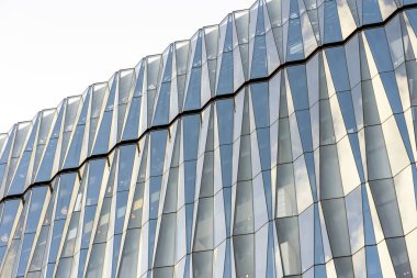 Cam Kristal Cephe Pencereleri